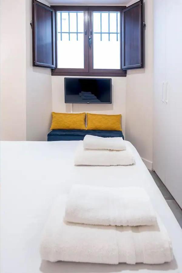 Alohamundi Allure Apartments セビリア エクステリア 写真